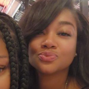 Meet your Posher, Steph